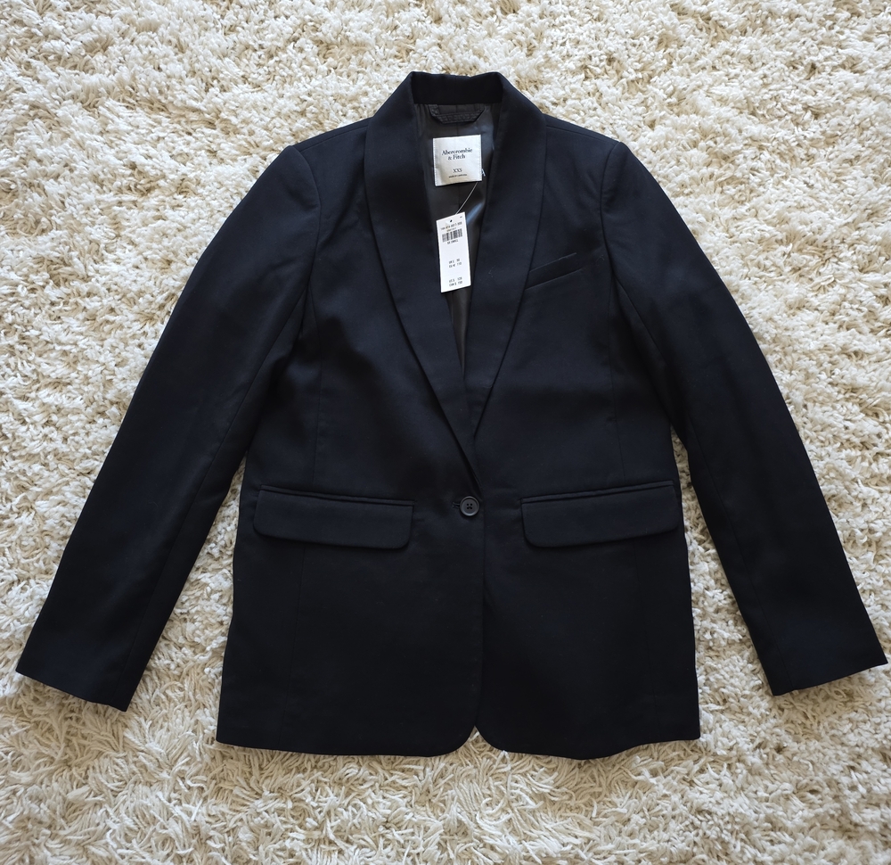 Abercrombie & Fitch Black Single-Button Blazer